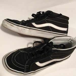 Classic Vans high tops 7 men’s 8.5 women’s